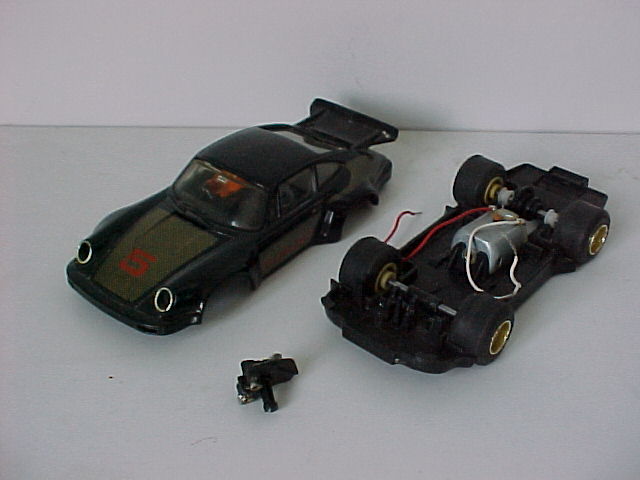 Body, guide and chassis